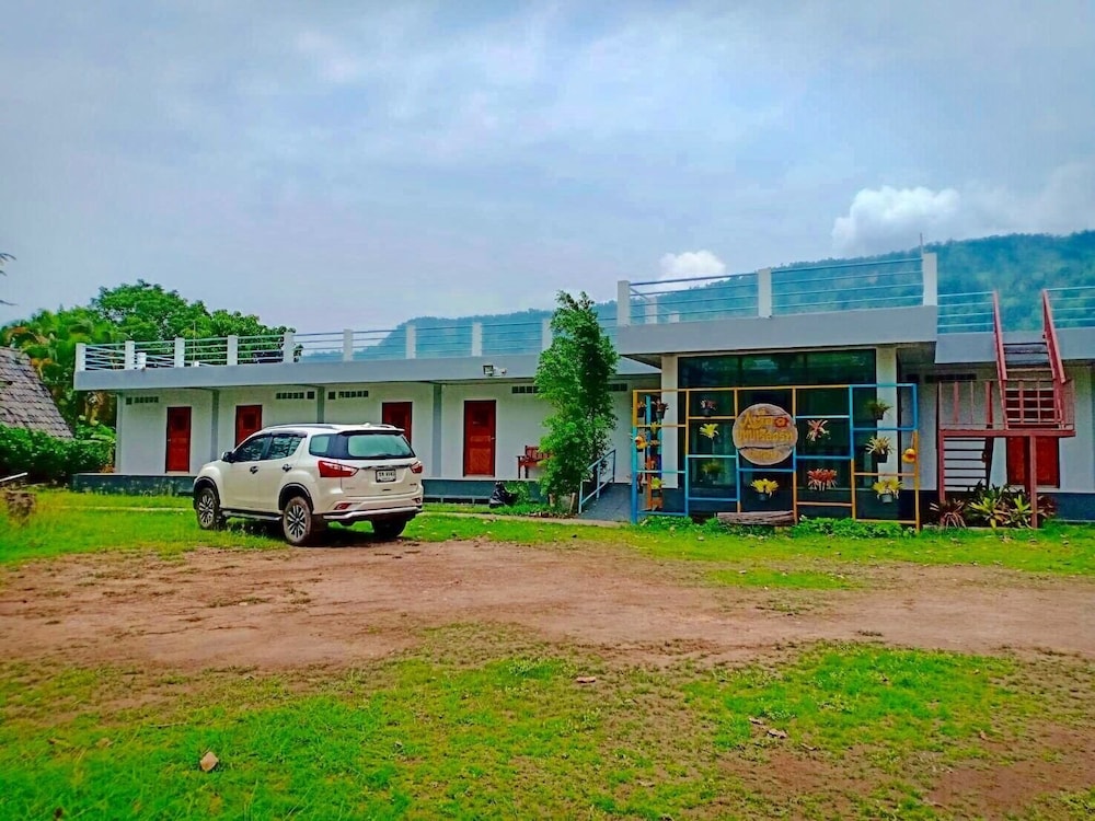 Phurua Bussaba Resort & Spa 60/67