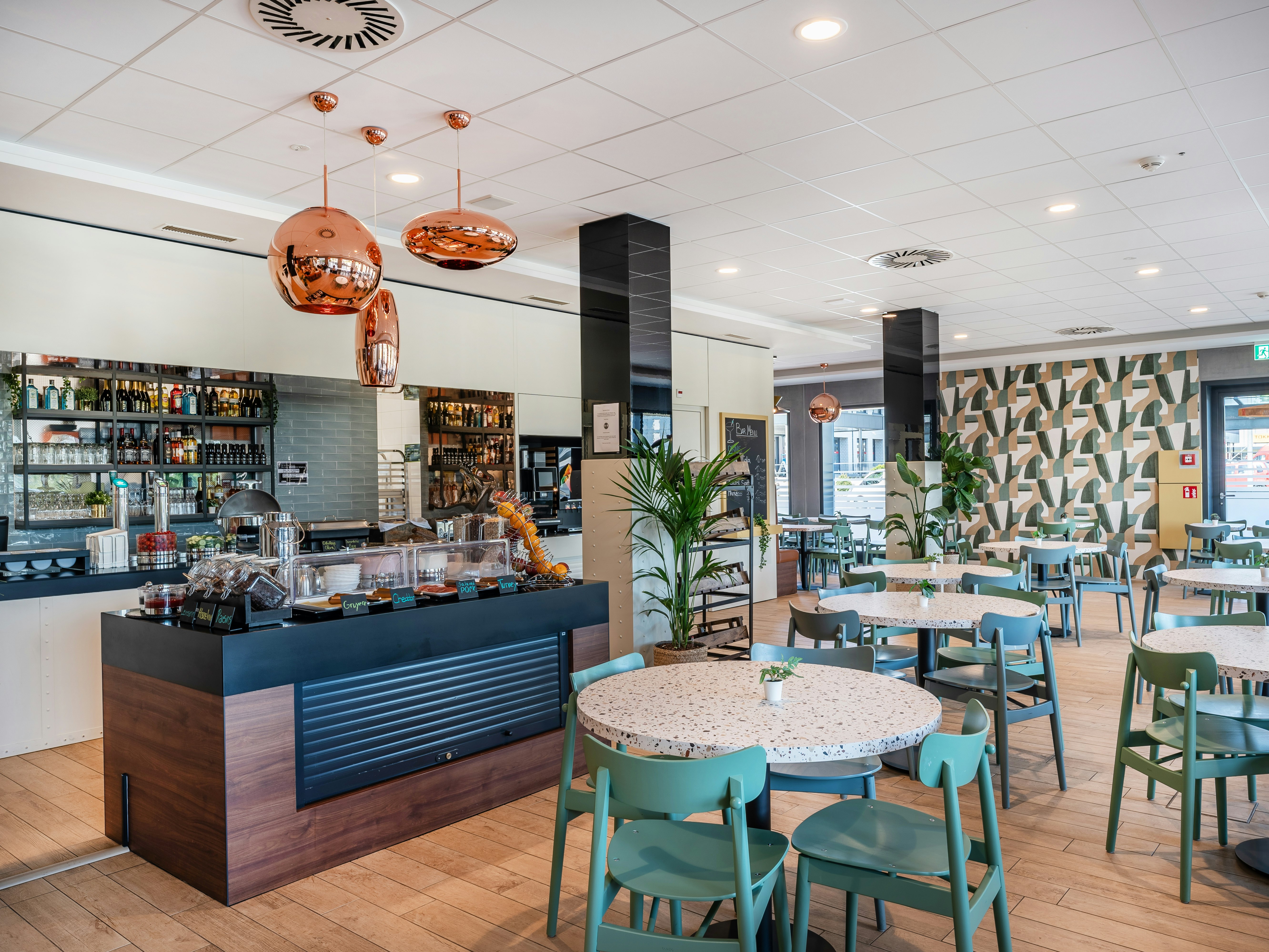 B&B Hotel Zurich Airport 25/38