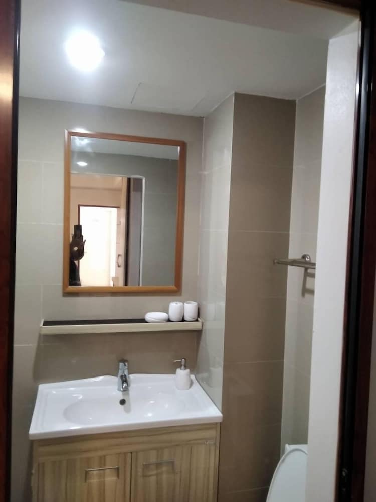 Roseate Bangkok Hotel 11/12