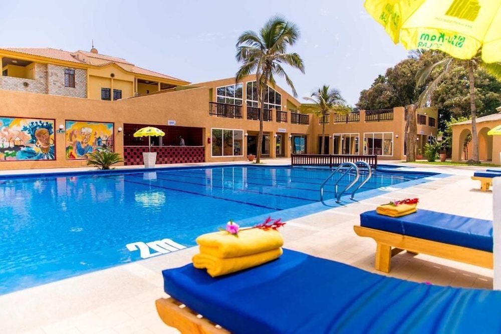 Tropic Gardens Hotel 17/22