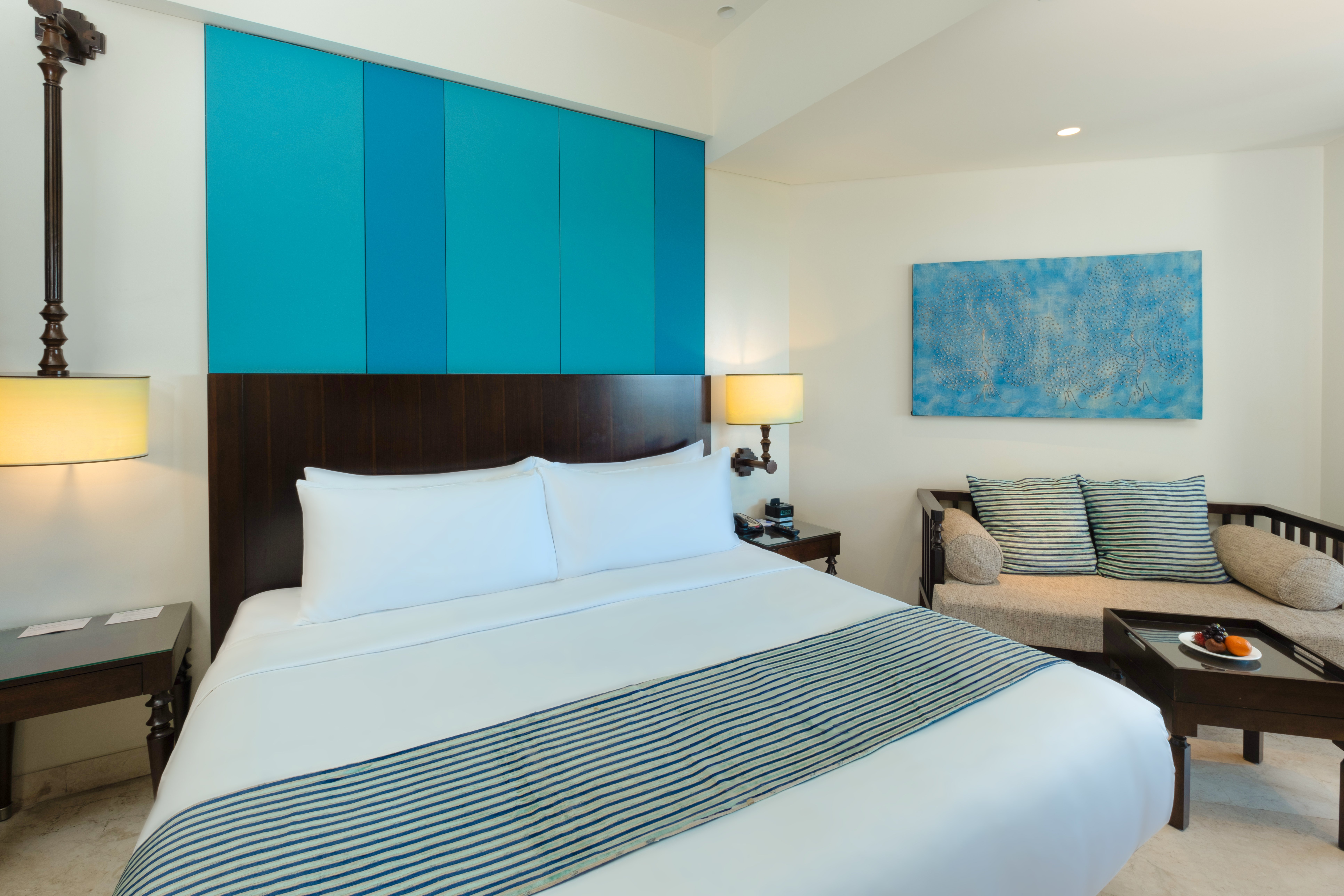 HOLIDAY INN RESORT BALI BENOA 24/79