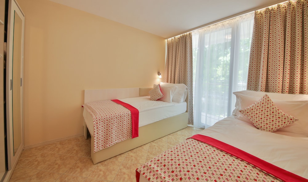 Primasol Ralitsa Aquaclub Hotel 7/50