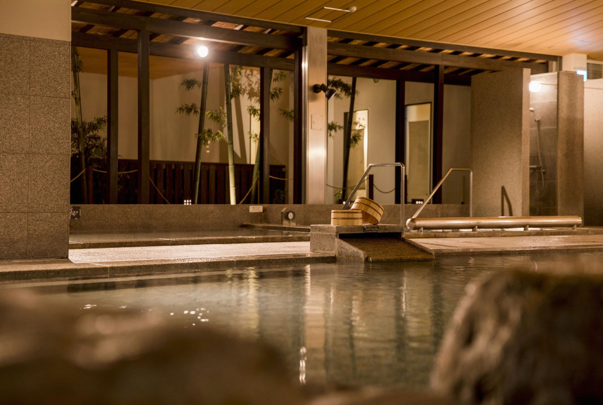 KOBE HARBORLAND ONSEN MANYO-CLUB 17/30