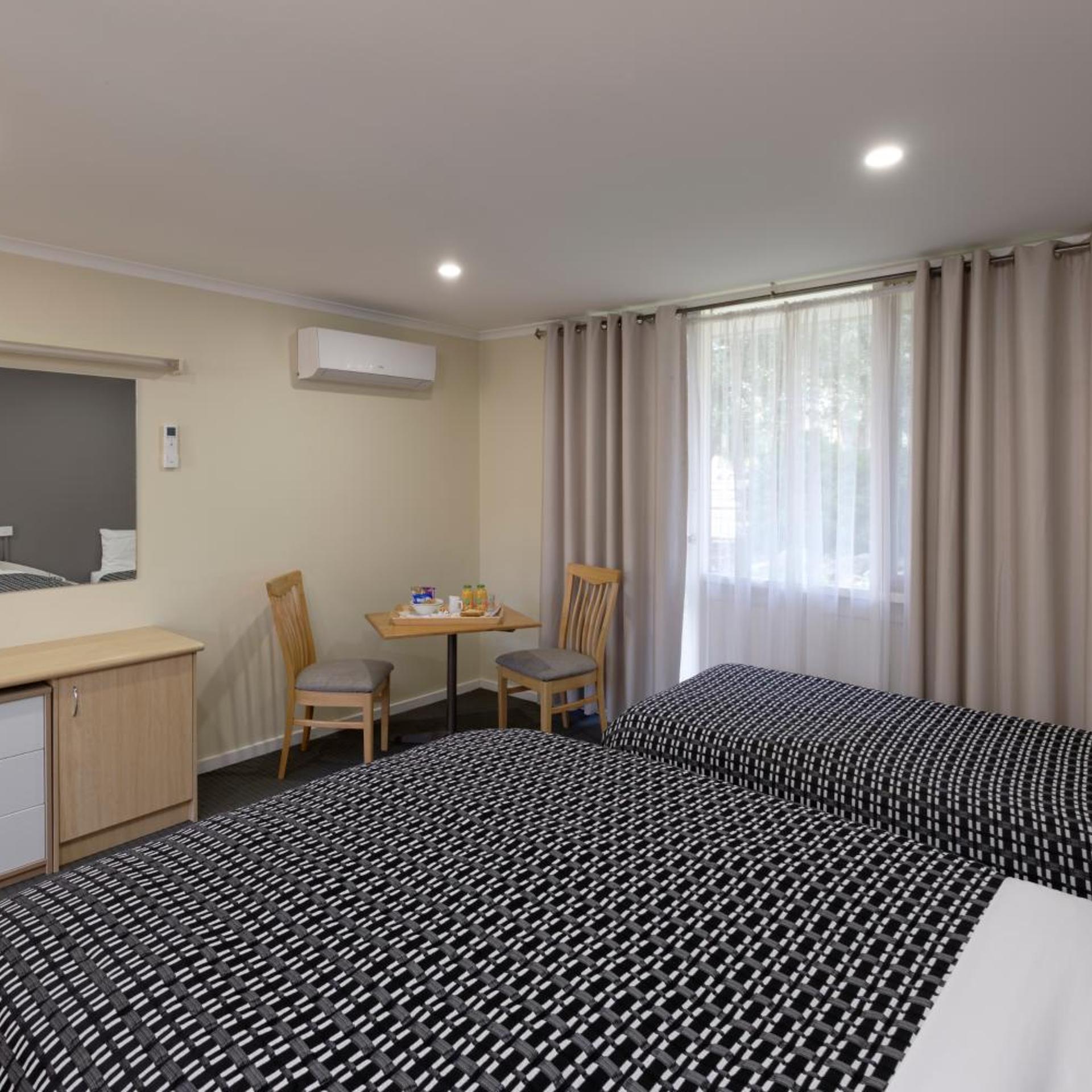 Keilor Motor Inn 23/26