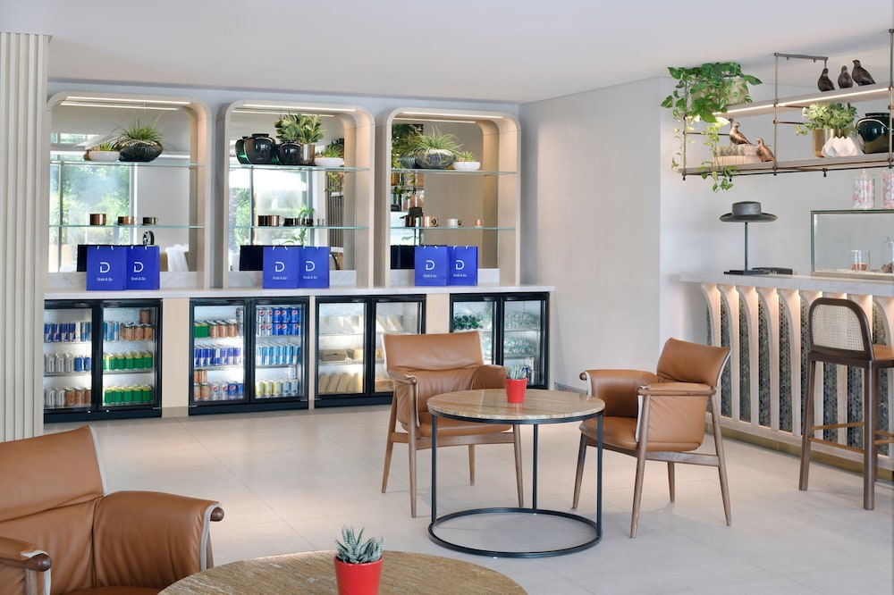 Delta Hotels by Marriott, Dubai Investment Park 51/68