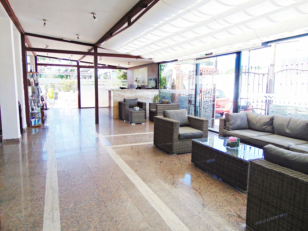 Campomar Playa Hotel 41/68