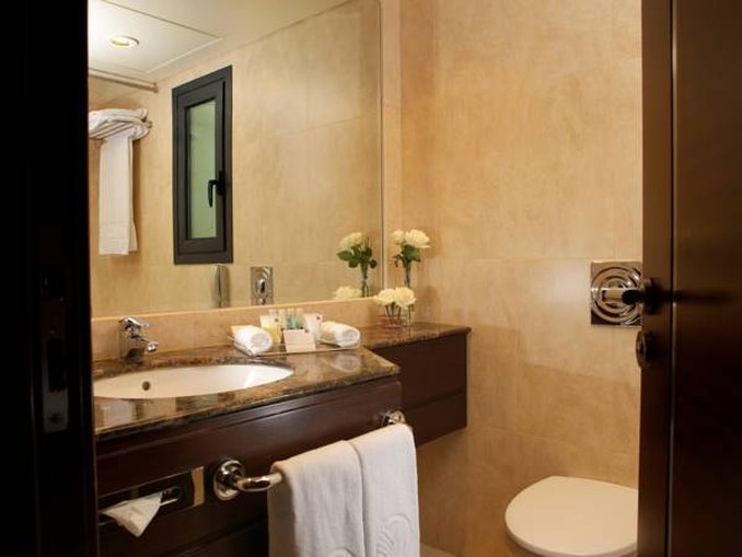Raouche Arjaan By Rotana Beirut 29/32