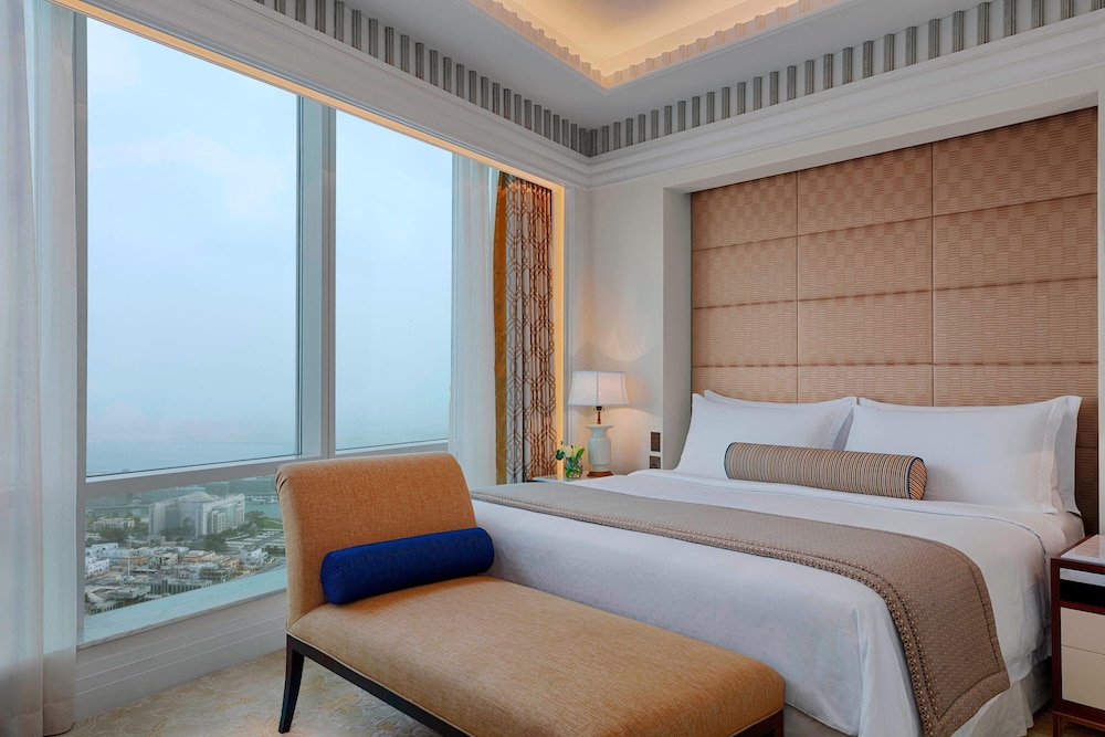 The St Regis Abu Dhabi 11/85