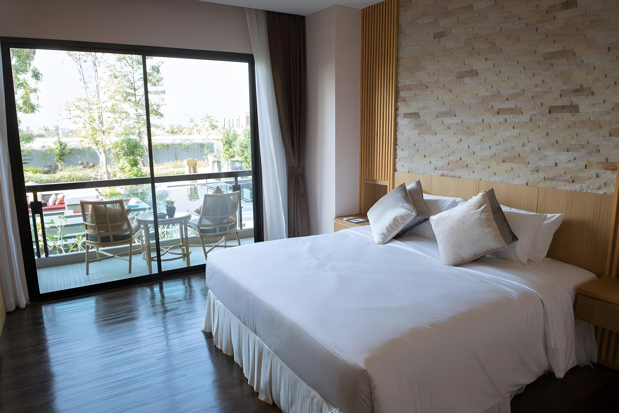 Deluxe, Balcony, North Hill