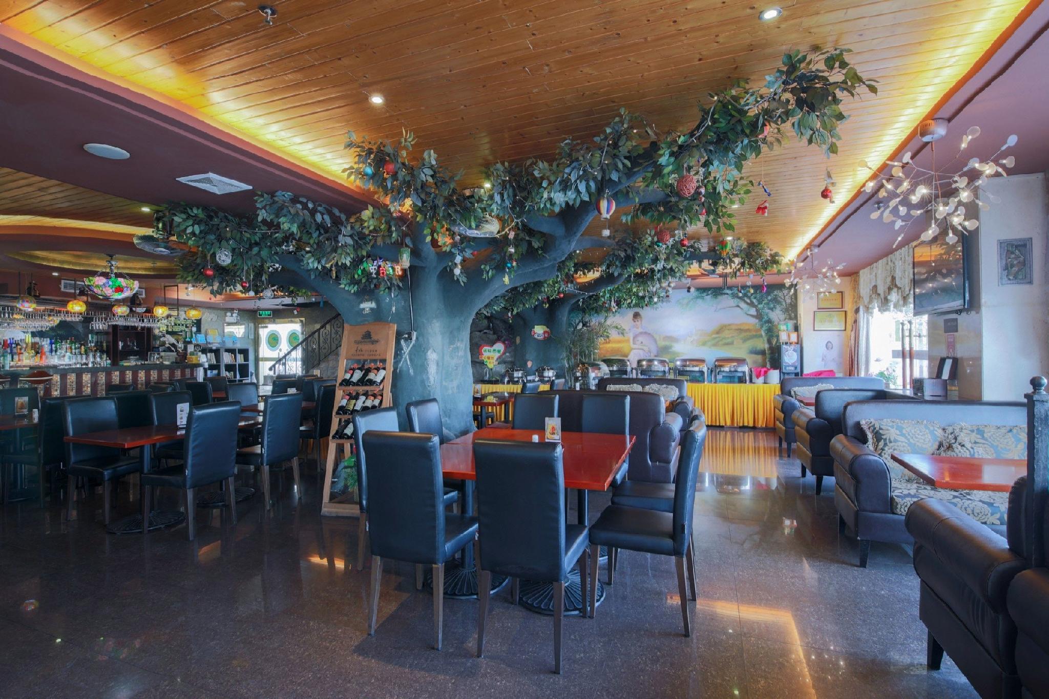 Vienna Hotel (Shenzhen Longhua Qinghu Road Branch 28/33