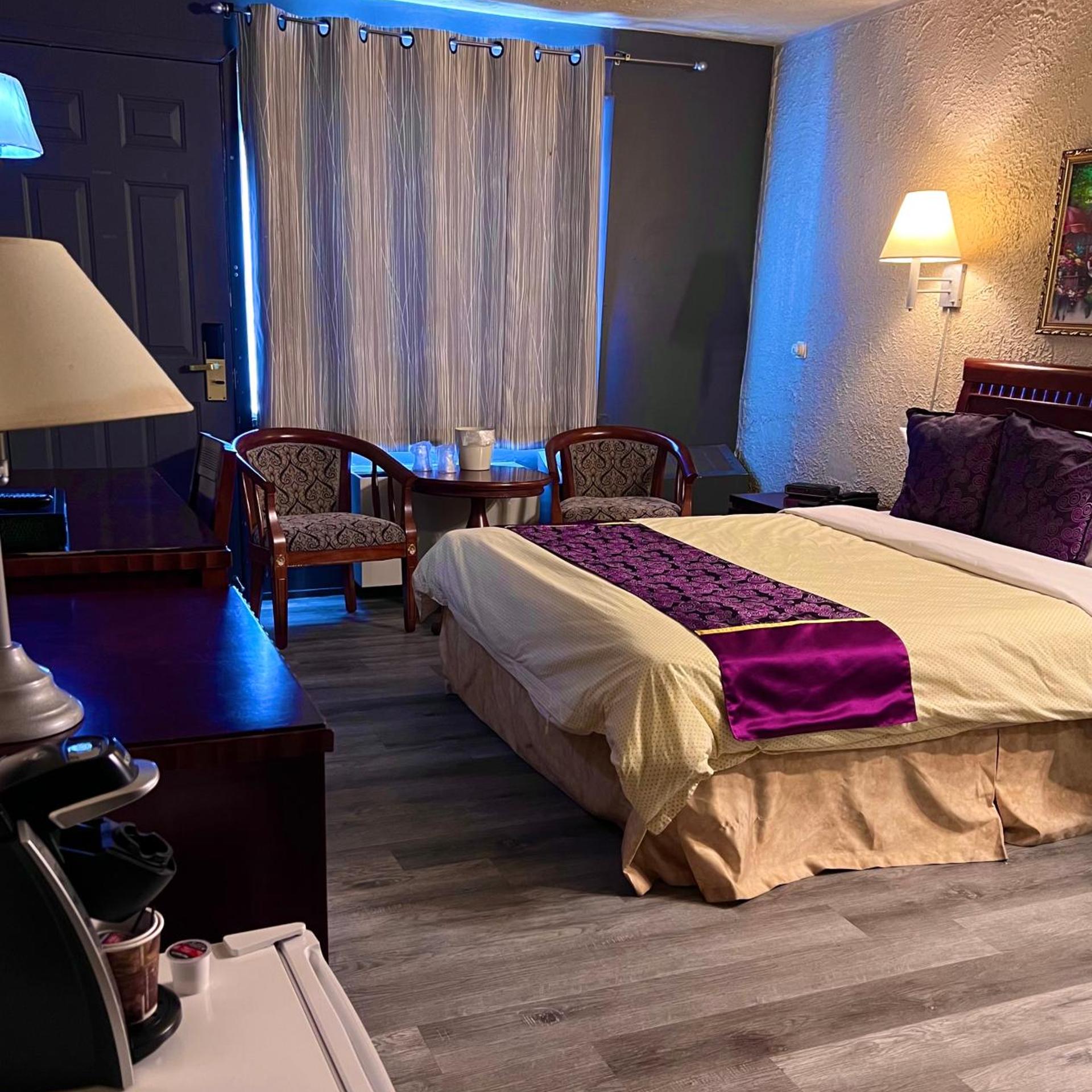 Room, Queen or Double Bed، Hotel L'Express 2/5