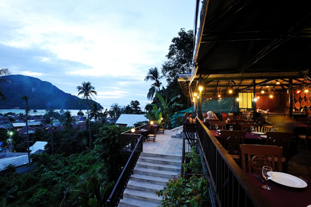 PHI PHI ARBOREAL RESORT 5/50