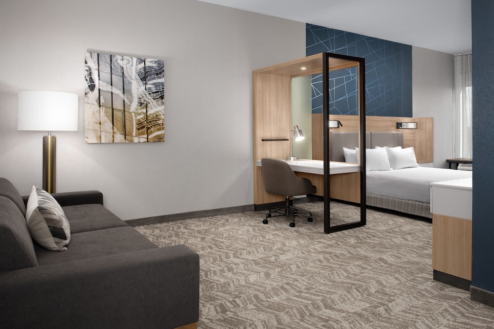SpringHill Suites by Marriott Fayetteville I 95 16/42