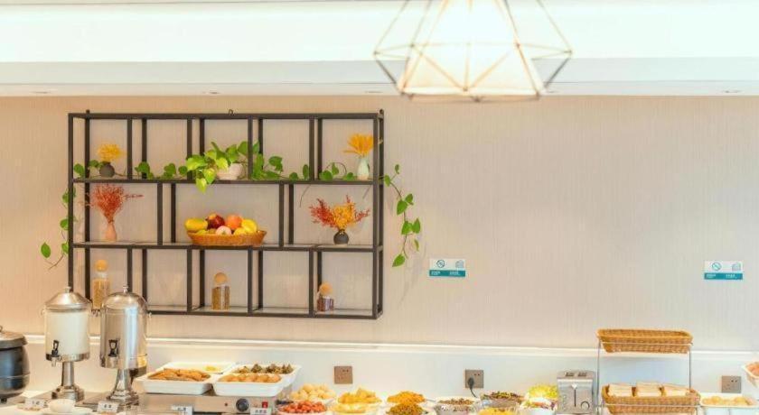 City Convenience Inn Guilin Center Department Store 9/44