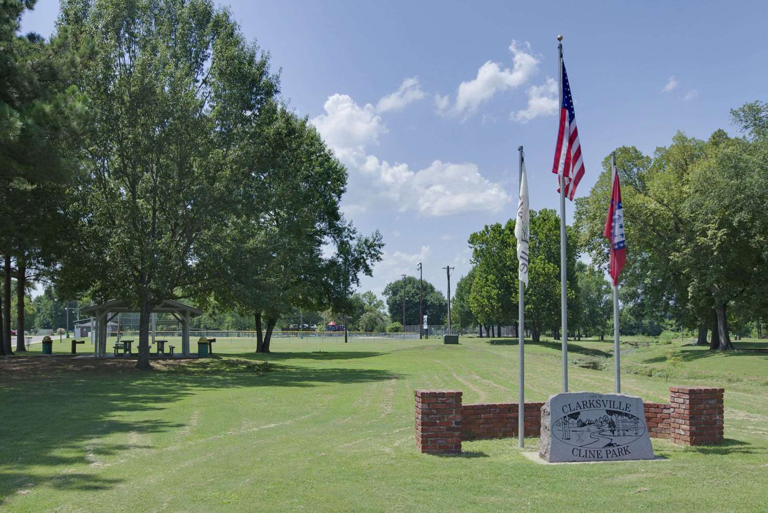 Super 8 By Wyndham Clarksville Ar 21/24