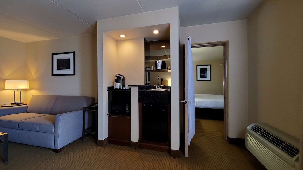 Best Western Plus Coeur D alene Inn 25/41
