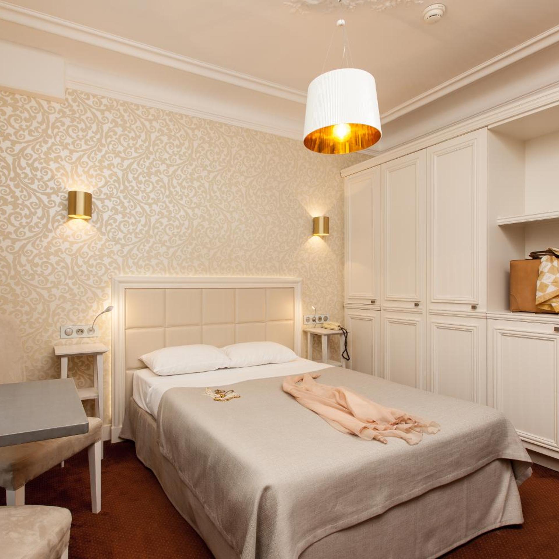 Hotel Bonaparte 15/50