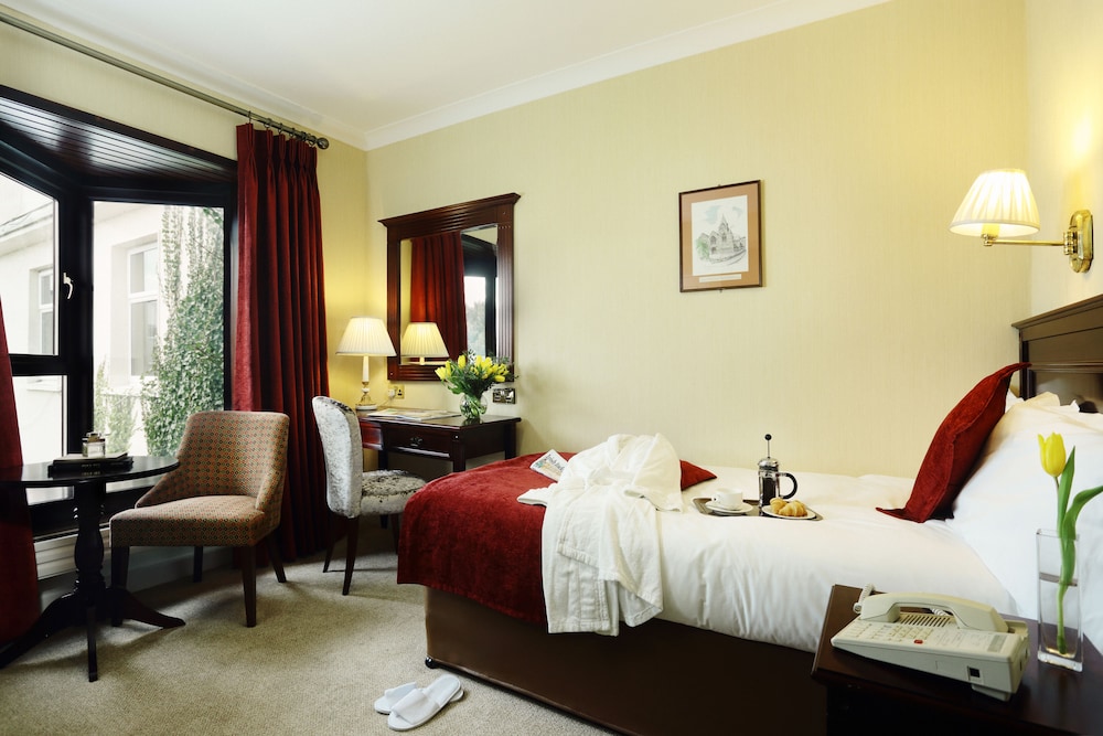 Ardilaun Hotel & Leisure Centre 9/41