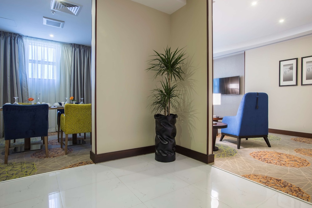 Radisson Blu Plaza Jeddah 8/71