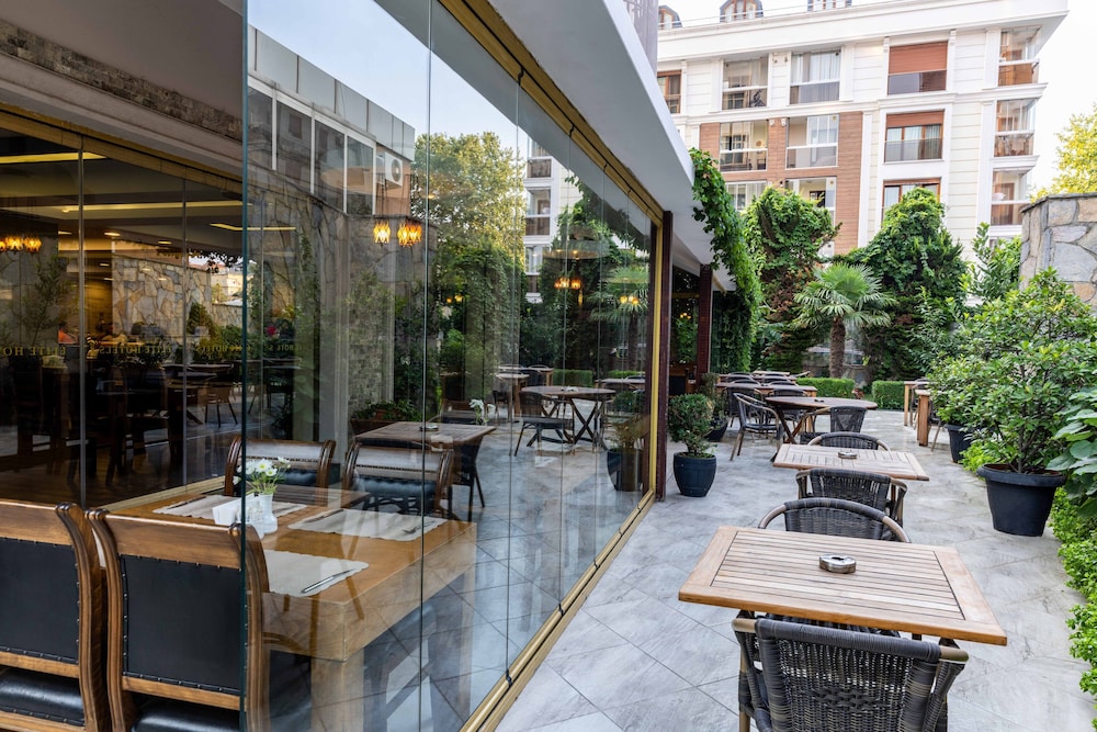 Elite Hotel Dragos 46/56