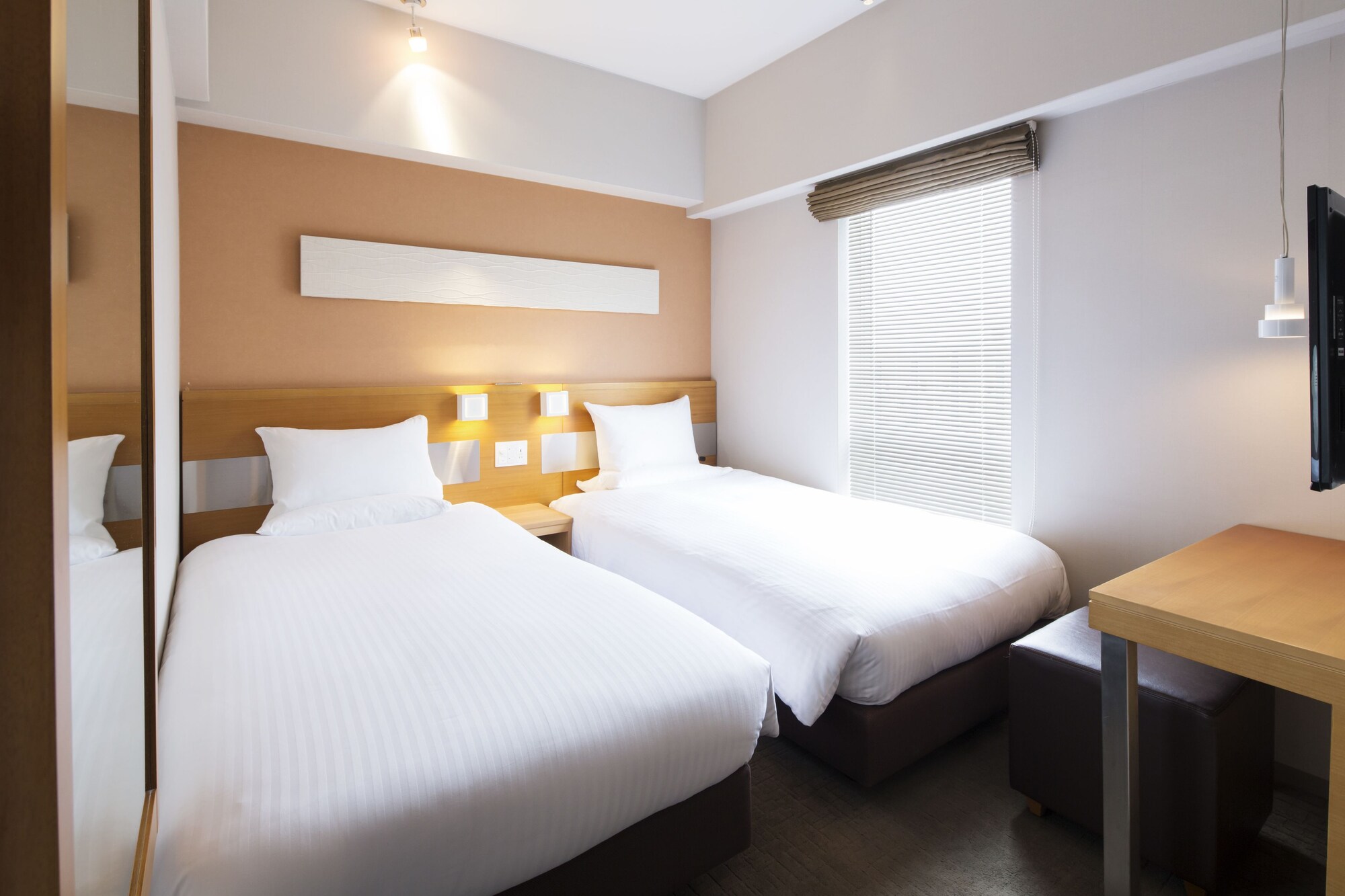 STANDARD, TWIN BEDS
