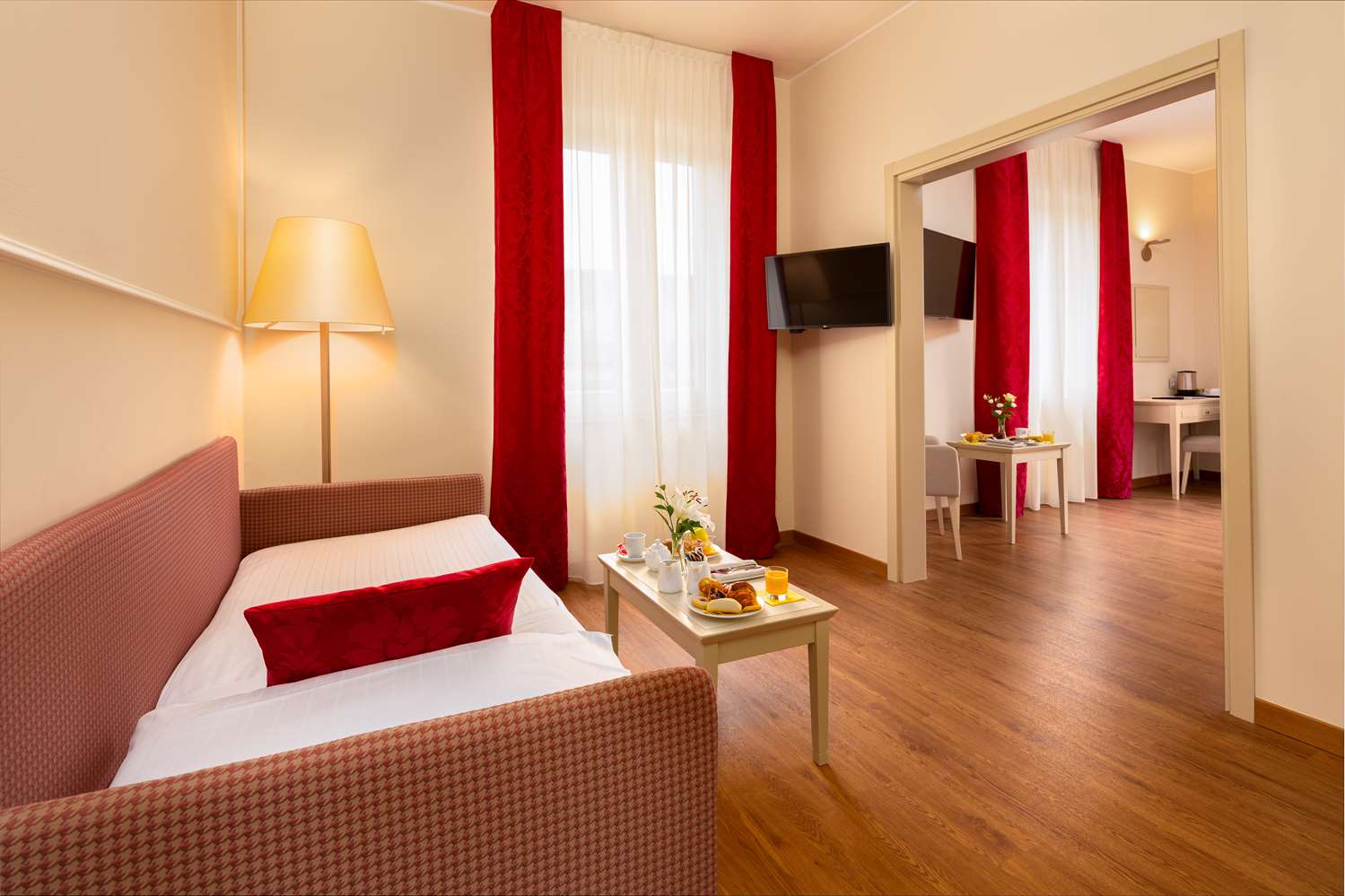Best Western Hotel Nazionale 8/19