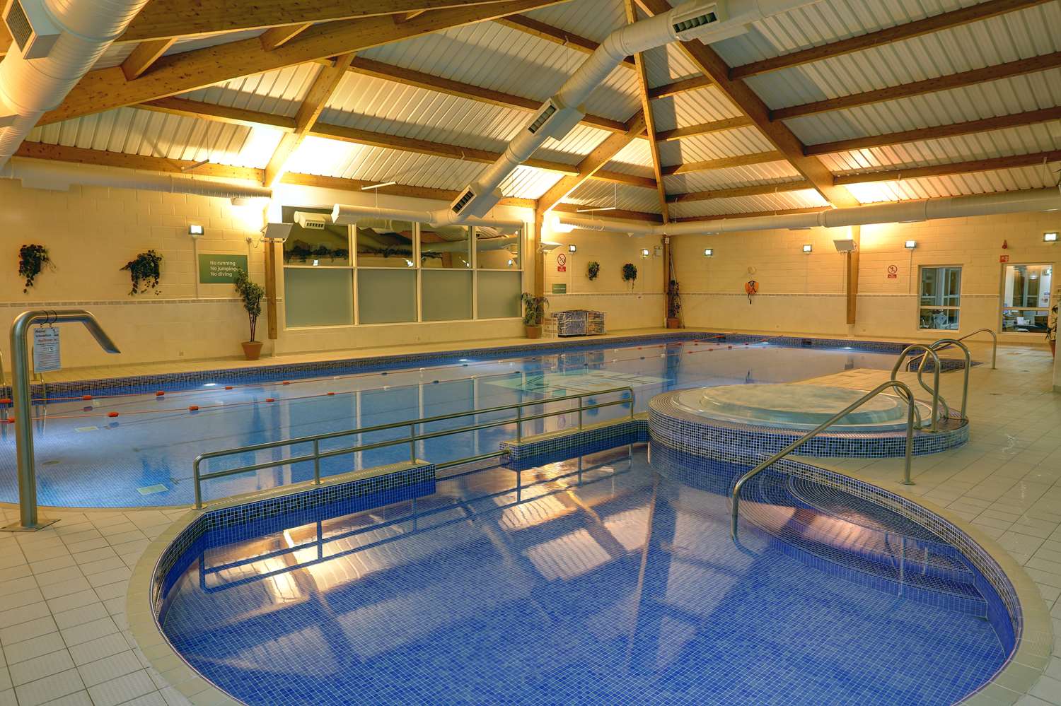 Best Western Kings Manor Hotel 31/56