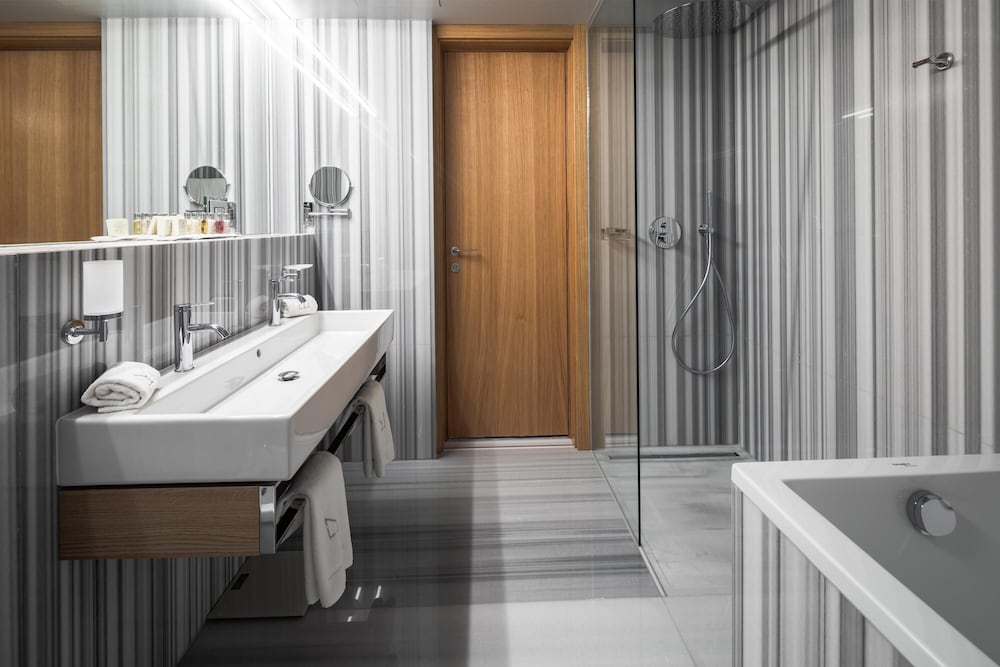 Met Boutique Hotel 42/42