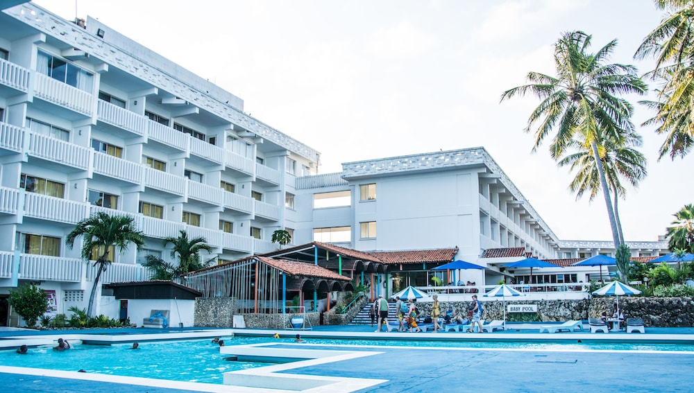 Mombasa Beach Hotel 1/39