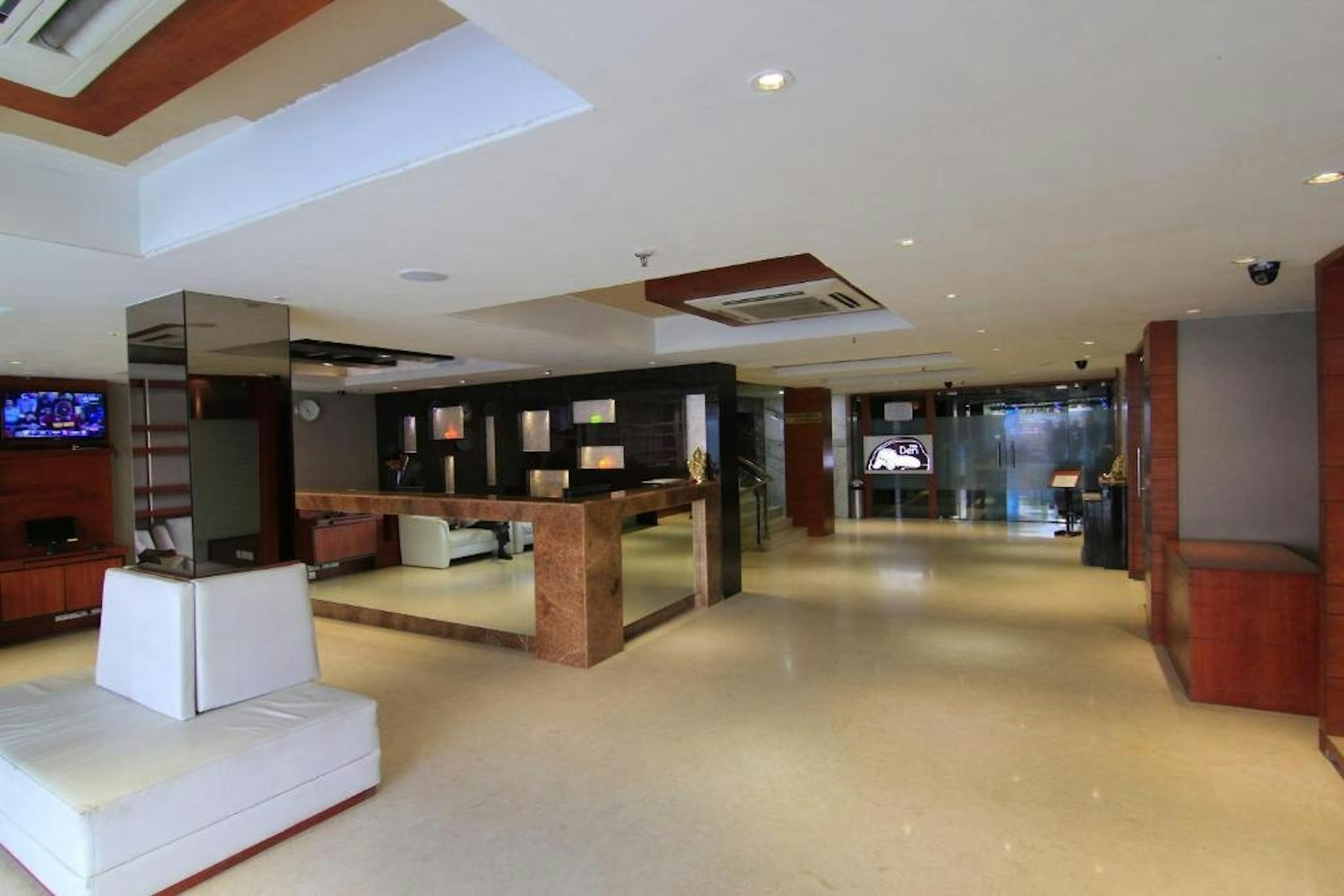 O2 OXYGEN HOTEL 4/12