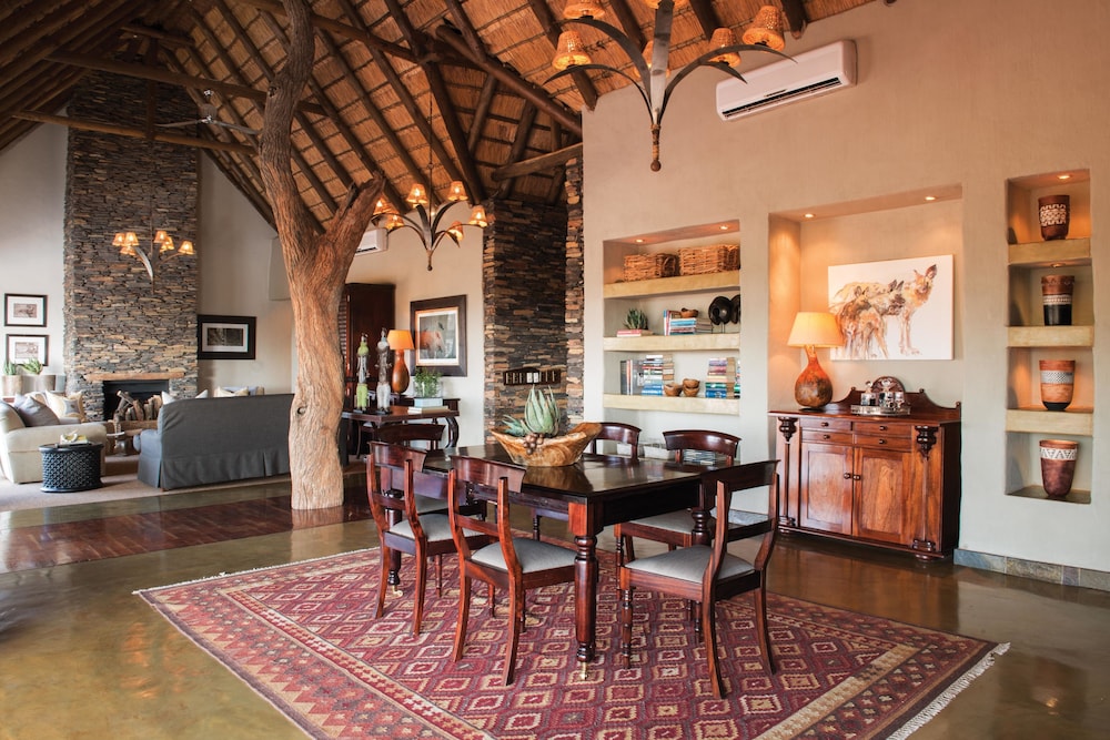 Madikwe Hills 35/50