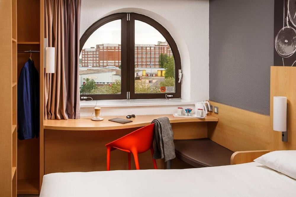 IBIS SOUTHAMPTON CENTRE 26/61
