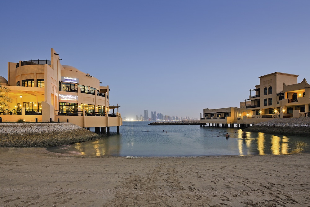 Novotel Al Dana Resort 73/75