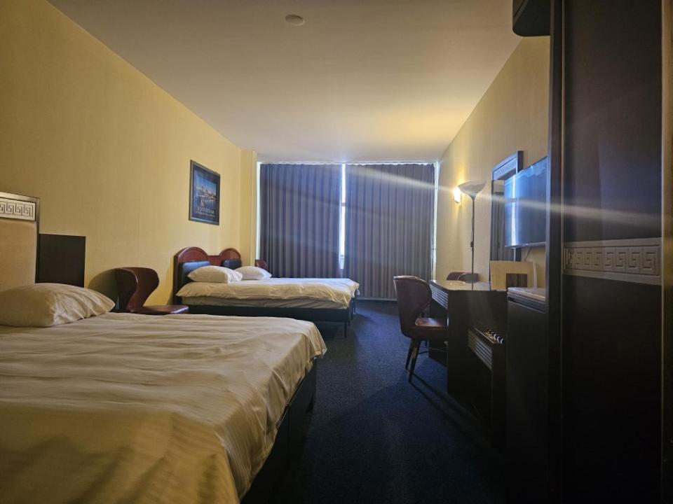 hotel new ocean paradise