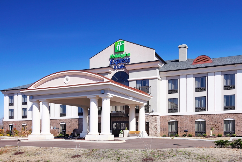 Holiday Inn Express Suites Covington 1/40