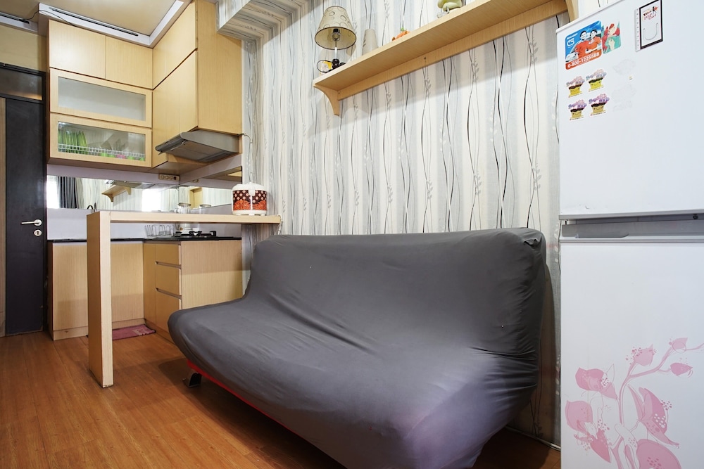 Kamarku Apartment by ZUZU 8/27