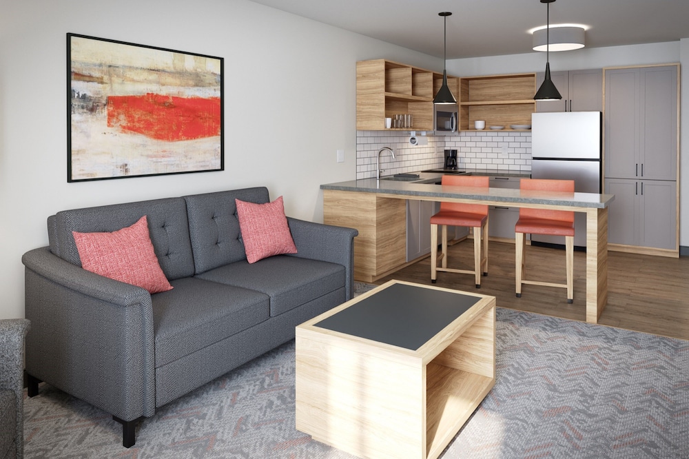 Candlewood Suites Midland South I 20 27/44