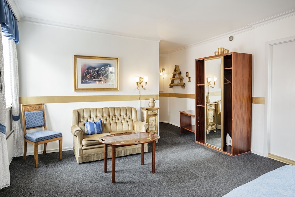 Hotel Ringkjobing 78/83