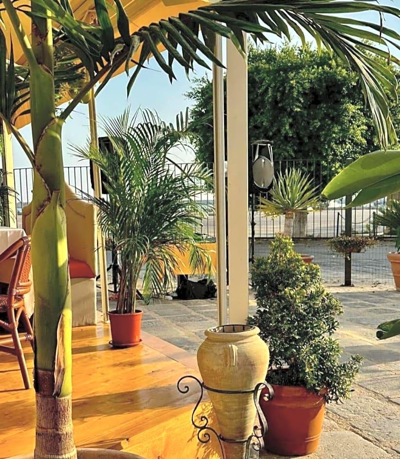 Hotel Al Faro 71/75
