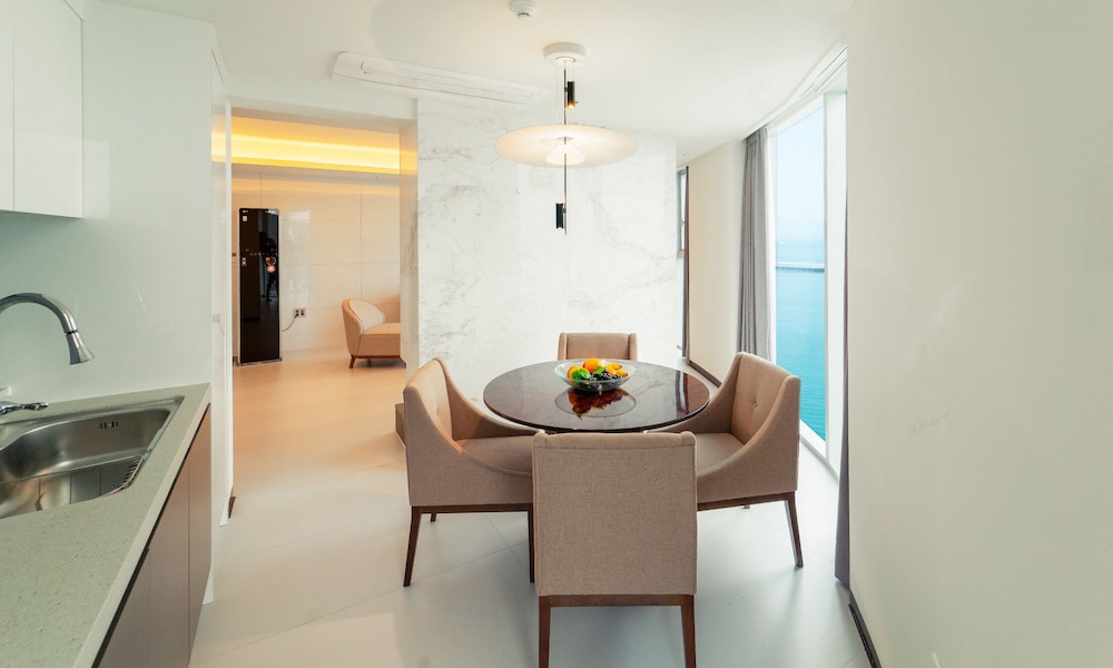 Yeosu Venezia Hotel & Suites 28/50