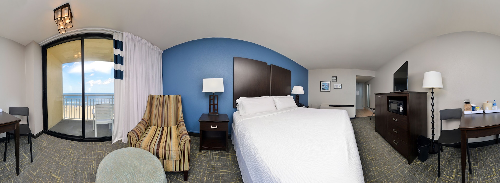Room at Four Points By Sheraton Virginia Beach Oceanfront, VIRGINIA BEACH - VA