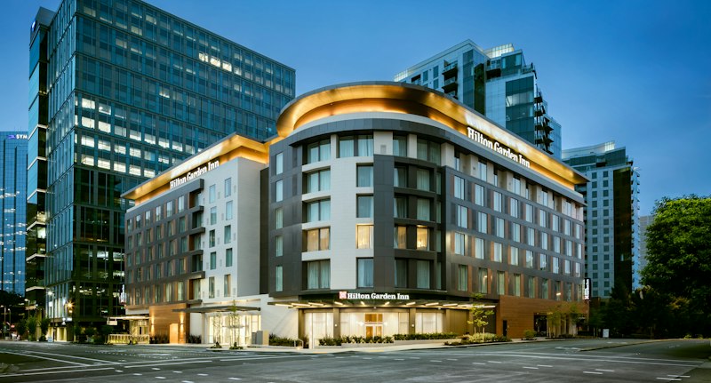 Hilton Garden Inn Seattle Bellevue Downtown 68/70