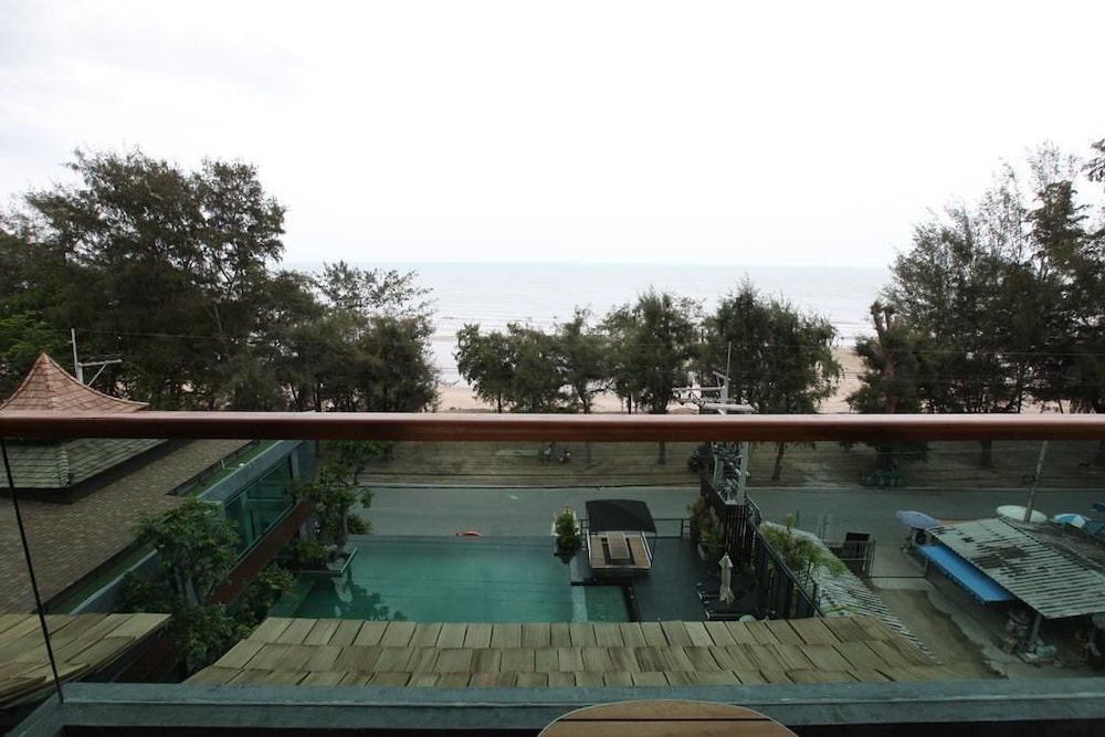 I Calm Resort Cha Am 51/72