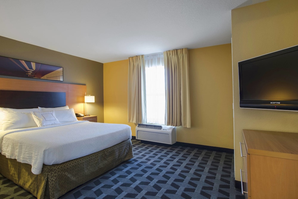 TownePlace Suites Kansas City Overland Park 9/37