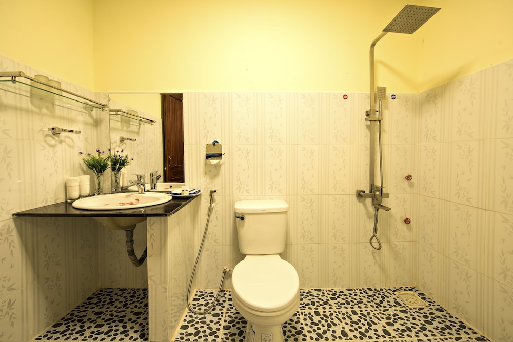 Annecy Hotel Vang Vieng 28/30