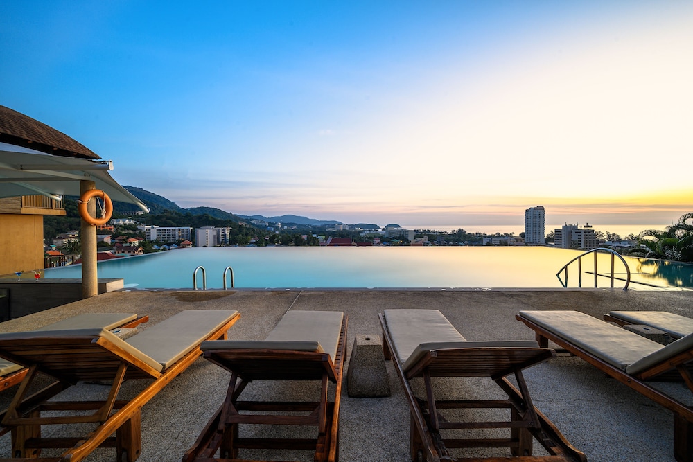 Karon Phunaka Resort 42/49