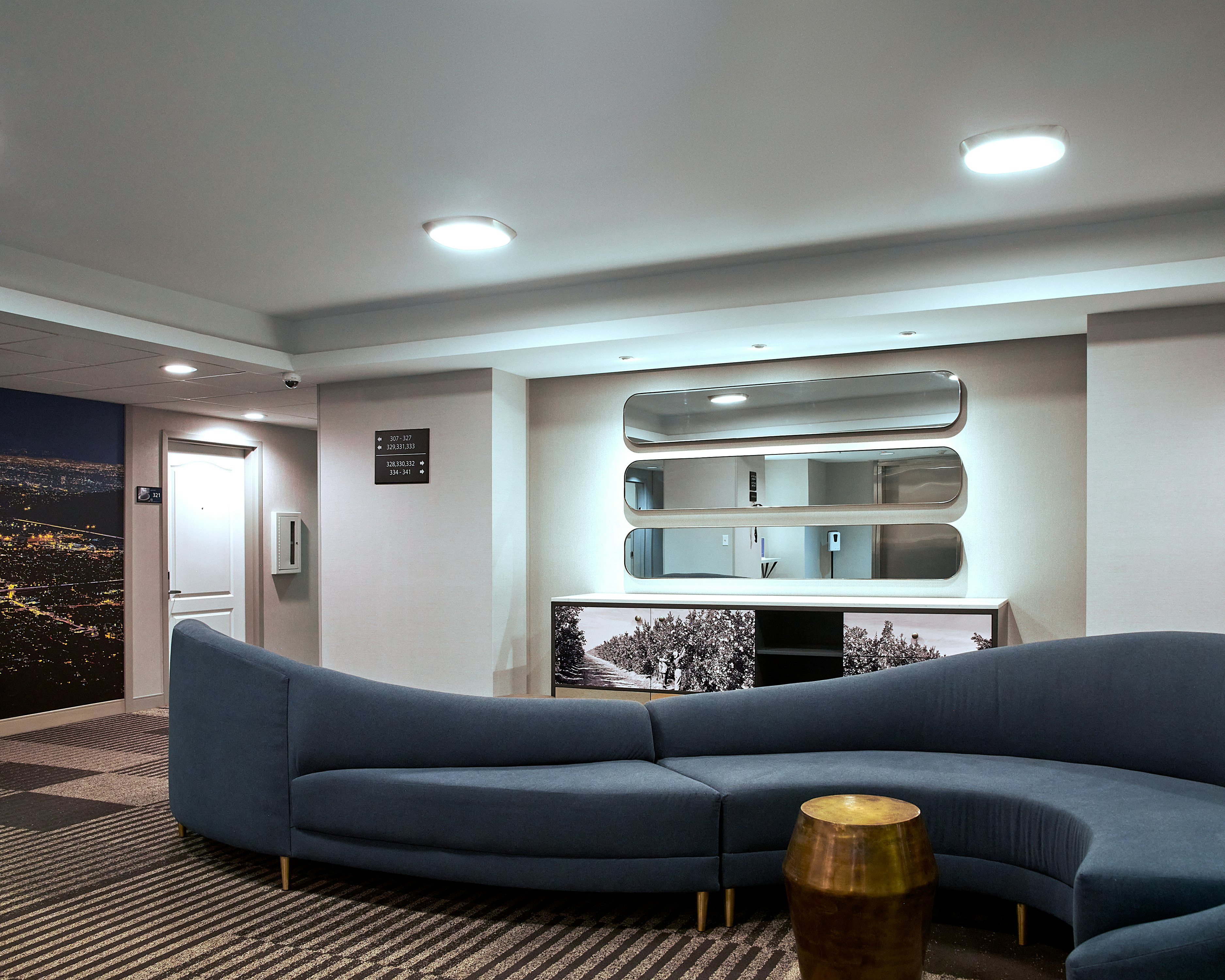 Hampton Inn and Suites Los Angeles /Sherman Oaks (ex Hampton Suites LAX Van Nuys) 15/29
