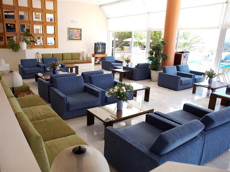 Scaleta Beach Hotel 11/25