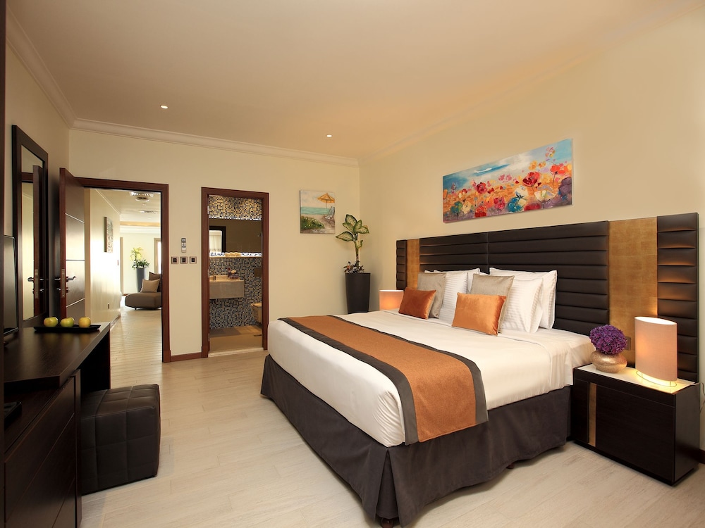 Dana Beach Resort Al Khobar 6/50