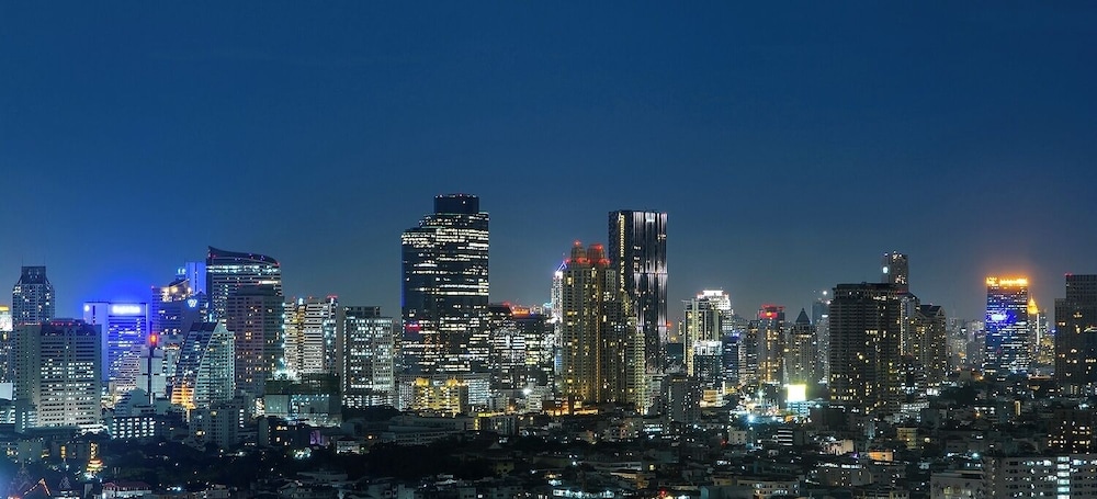 Grand Howard Hotel Bangkok 58/62